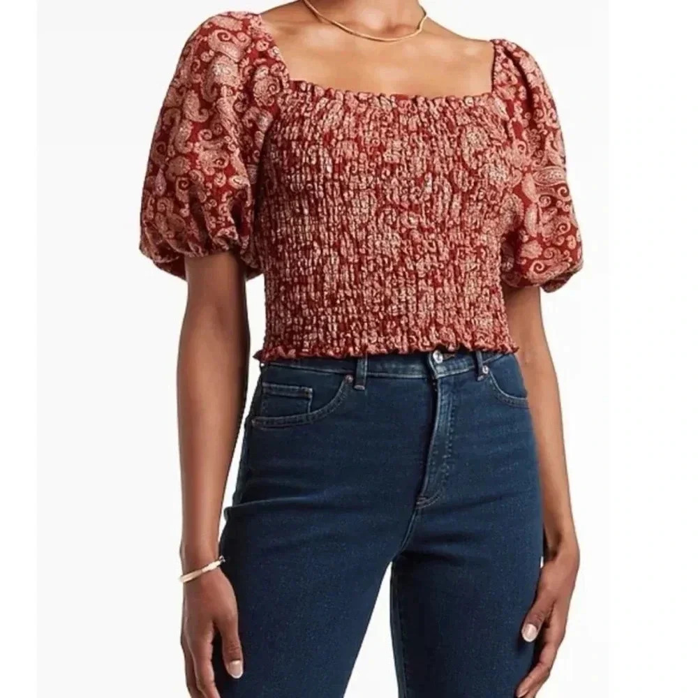 NWT Express Paisley Puff Sleeve Smocked Crop Top